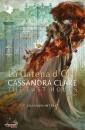 CLARE CASSANDRA, La catena d